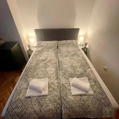 Stan Na Dan Apartman Vuk *